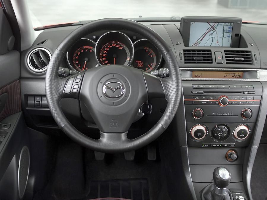  Mazda3 5-Door 2004 года  (фото 22 из 78)